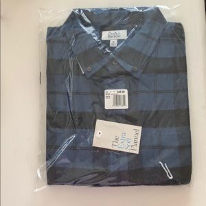 Men’s blue and black checkered flannel